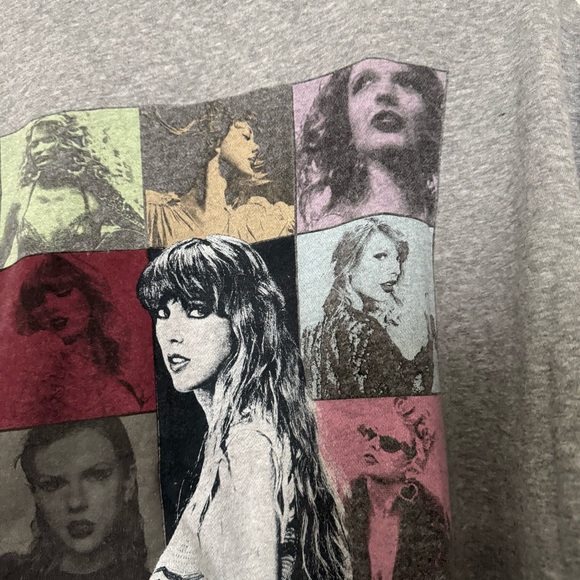 Taylor Swift Gray The Eras Tour  1/4 Zip-Up Sweater - Picture 8 of 15